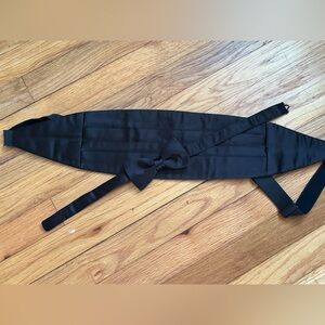 Jos. A. Bank Black Silk Cummerbund with Pre-Tied Bow